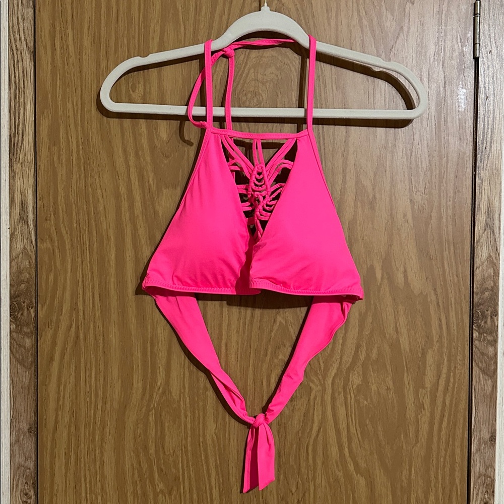 Becca Bikini Swim Top Size D